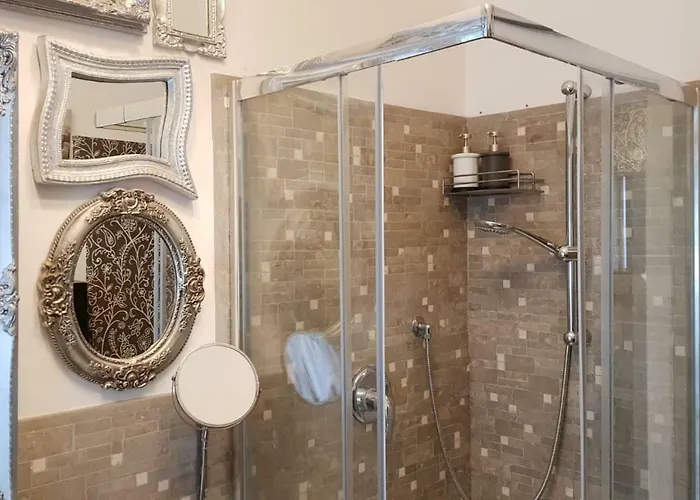 A Casa Di Juno "vivi Un Vero Local" Apartamento Roma